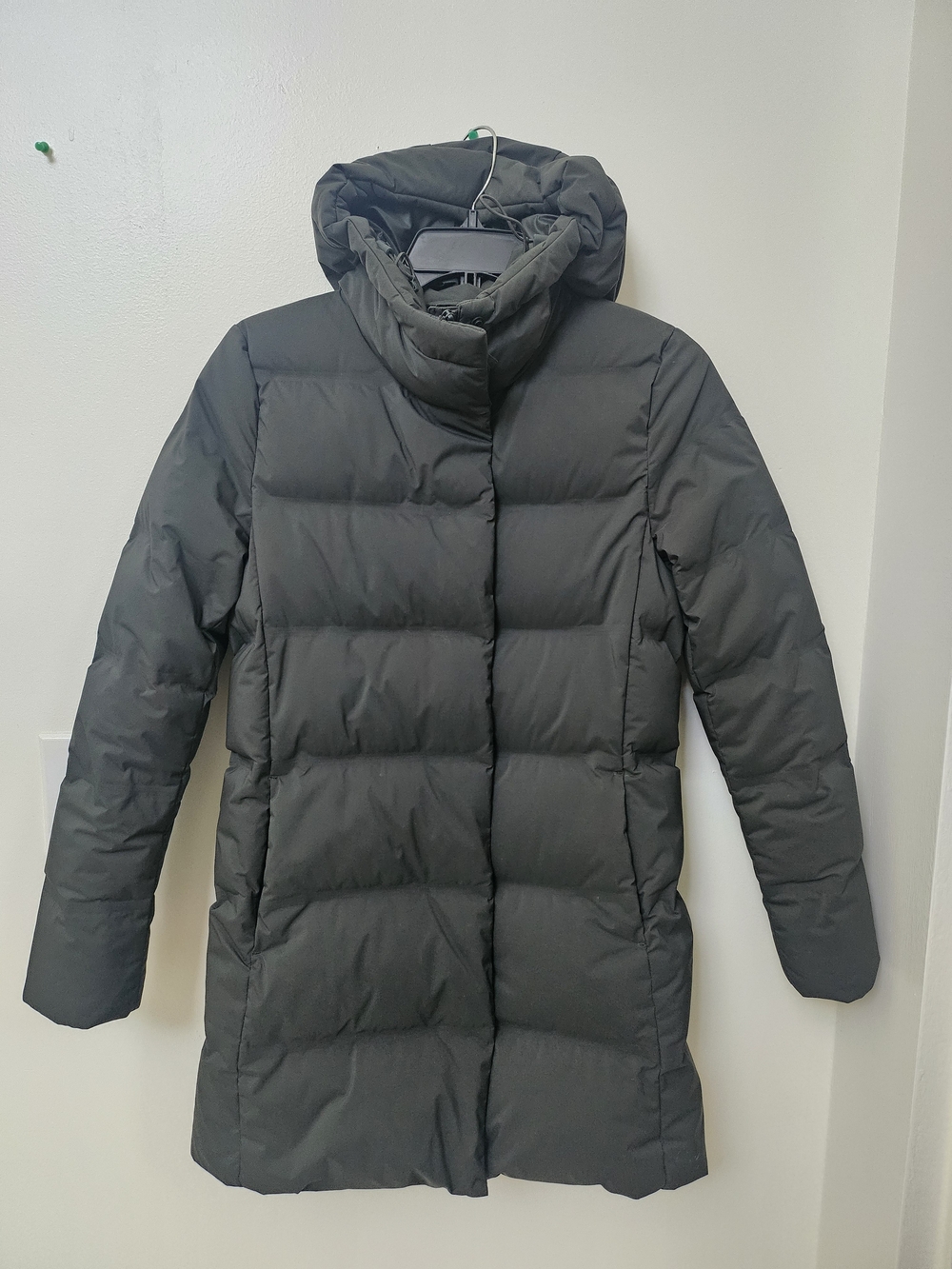 Uniqlo Dark Gray/Olive Hooded Down Coat